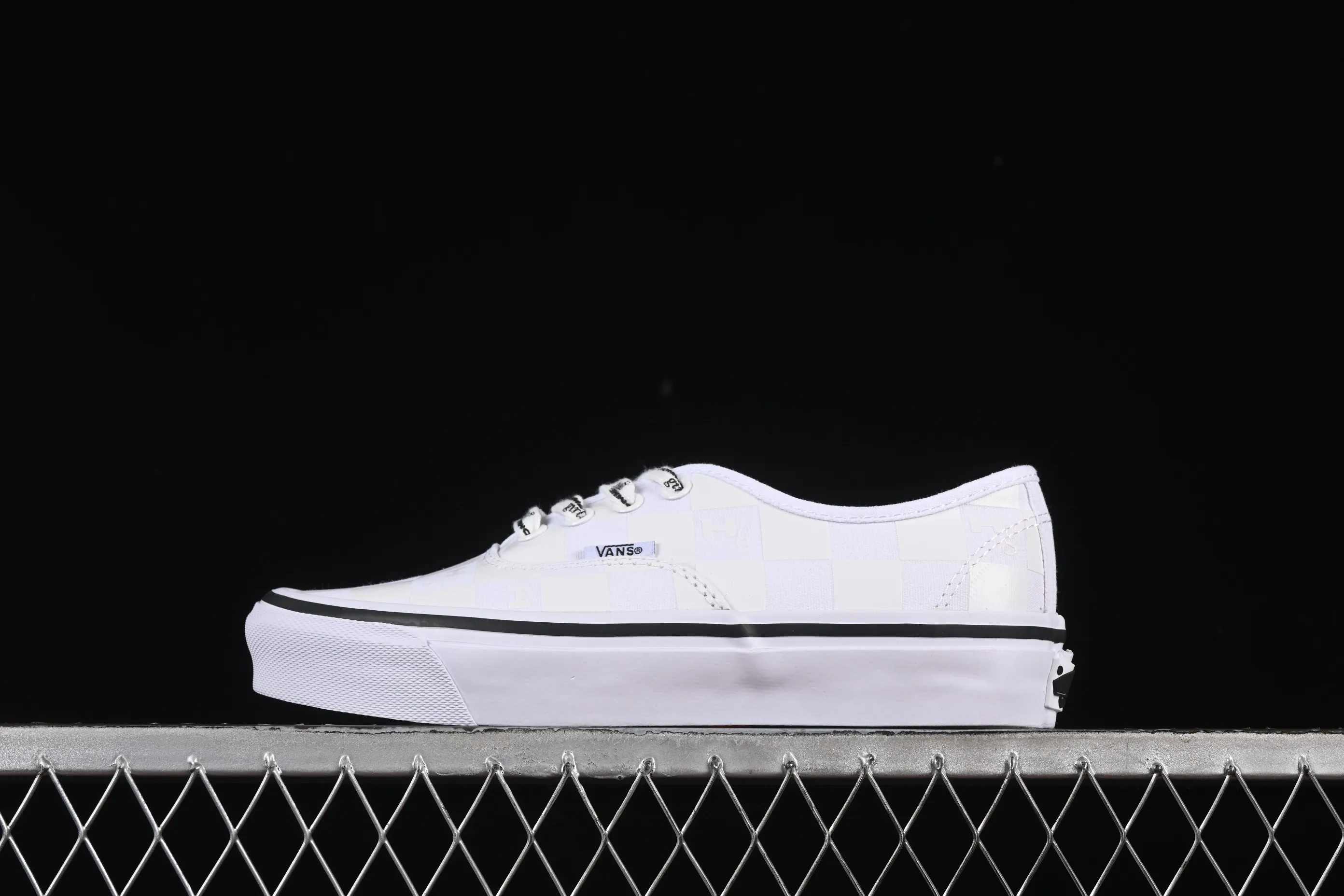 All categories Vans Vans series Vans Low Vans low-top Vans Authentic 44 DX checkerboard slip-on lazy skate shoes VN000EEUCCZ